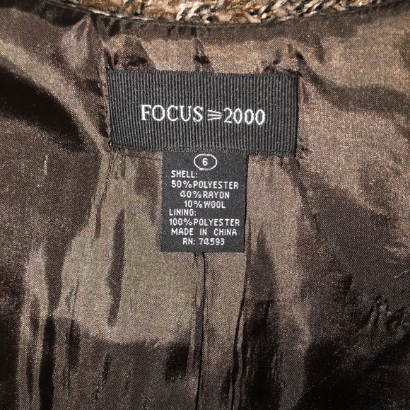 VTG | FOCUS 2000 | 3/4 SLEEVE TWEEDT BLAZER |
| SIZE:6 | - Picture 8 of 15